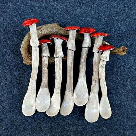 Ceramic Mushroom Spoon - Vikingamanita